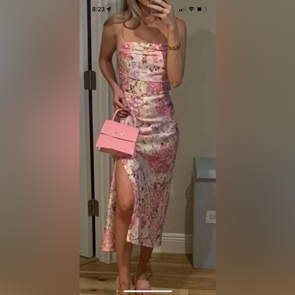 Floral maxi dress with slit
